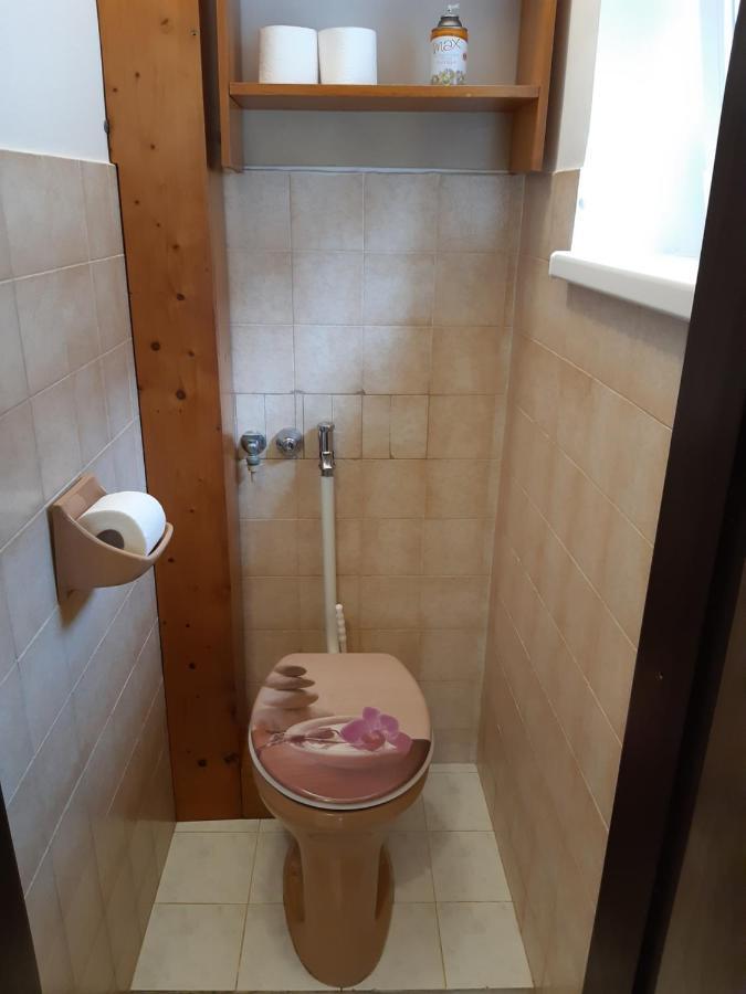 Levendula Vendeghaz Apartment Hajduszoboszlo Bagian luar foto